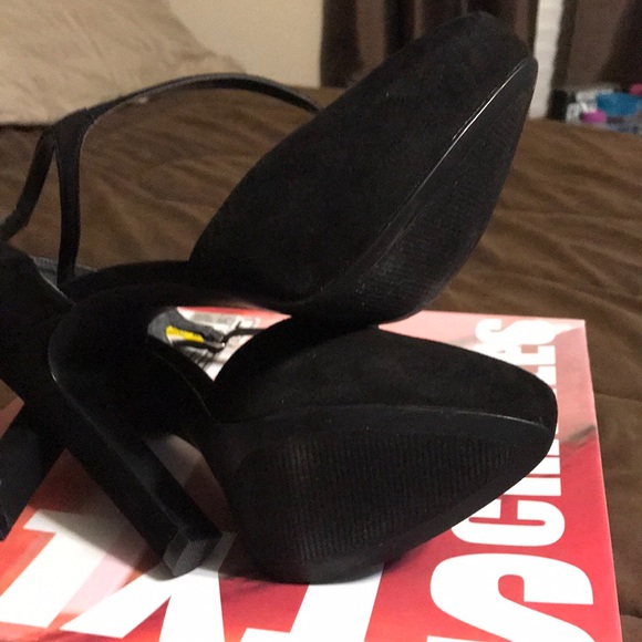 Platform heels - Picture 4 of 6